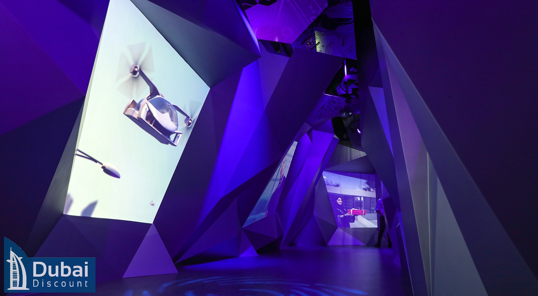 گالری زمان آینده دبی-7