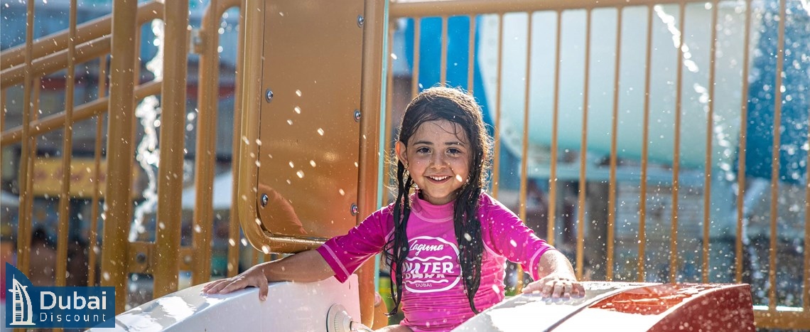Laguna-Waterpark-Kid-on-a-Slide