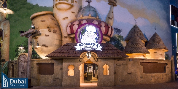 کافی شاپ Richard’s Around the World Café