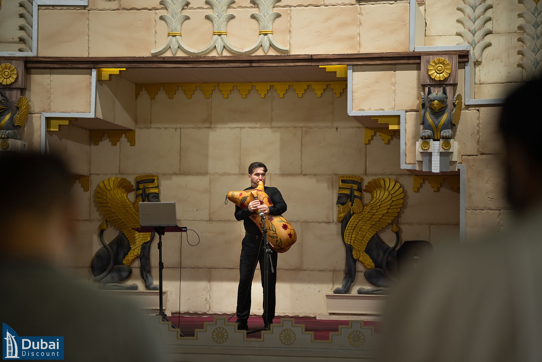 اجراهای دهکده جهانی