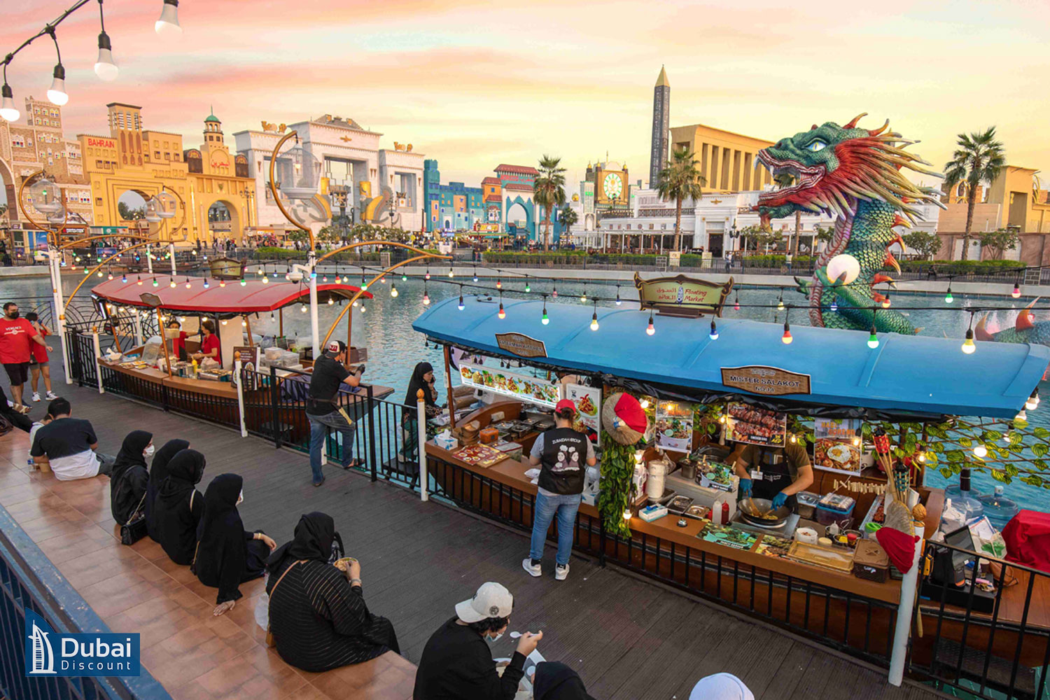 غذاخوری های دهکده جهانی-24