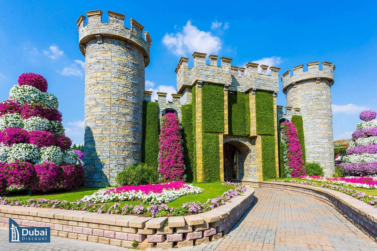 قلعه گل کاری شده – Floral Castle