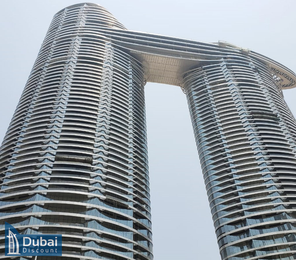 ساختمان اسکای ویو