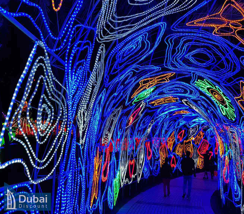 تور سرزمین درخشان دبی Garden Glow