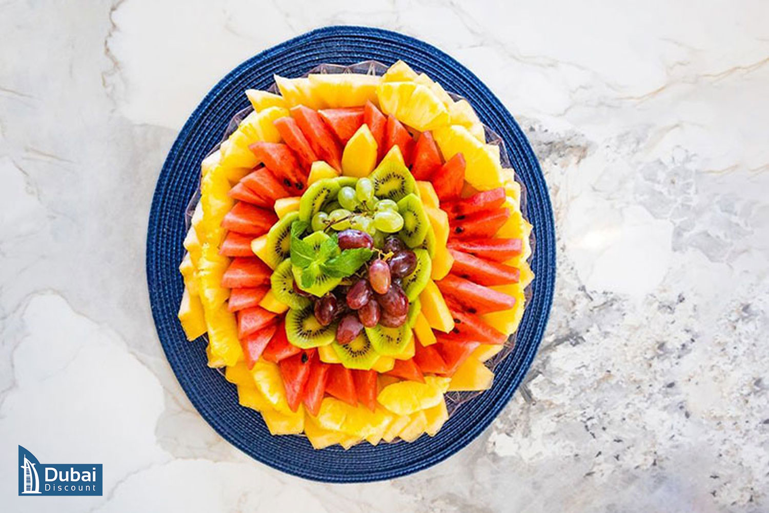 غذا و نوشیدنی در تور یات اسکای واکر