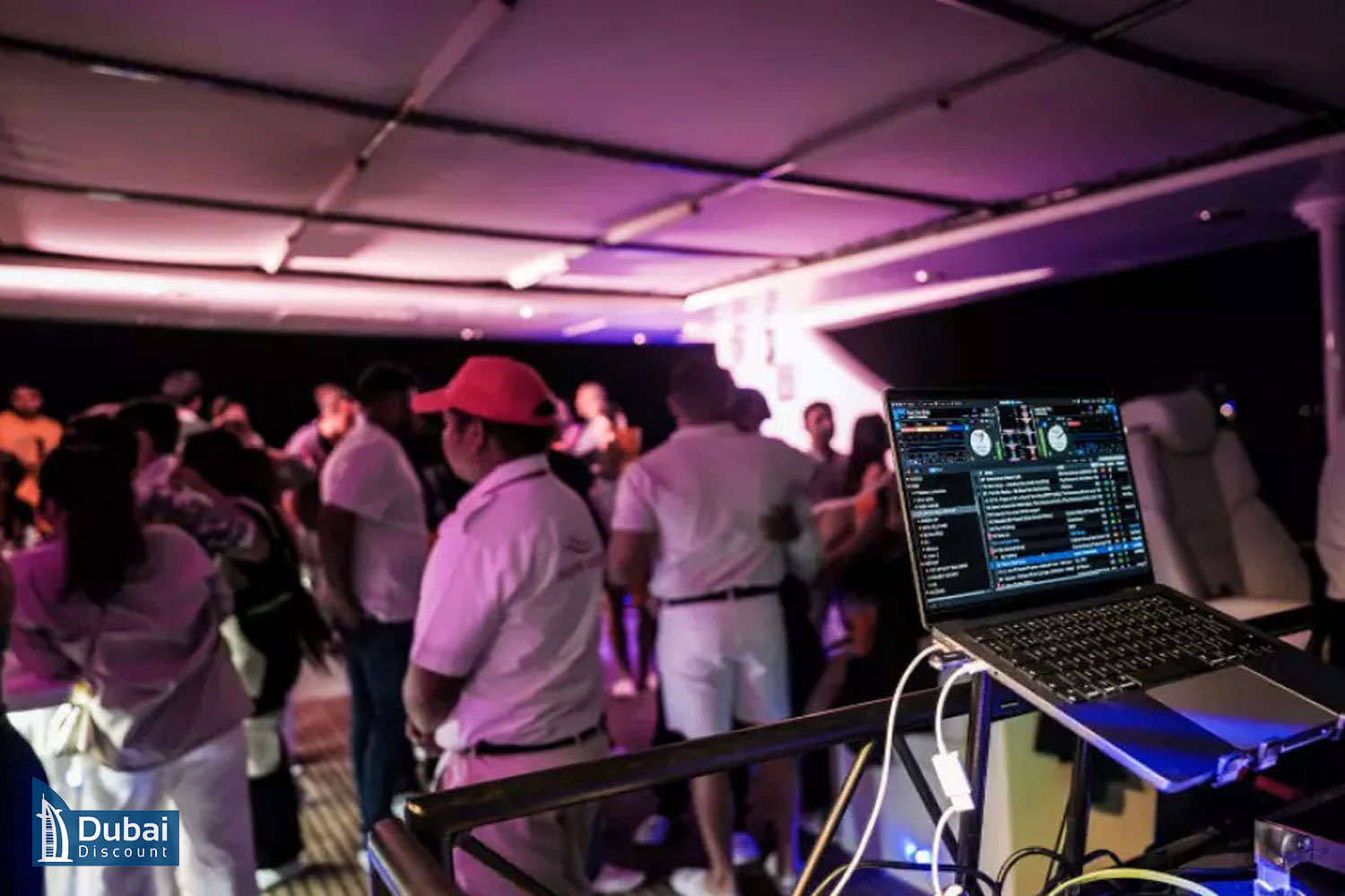 یات پارتی در دبی