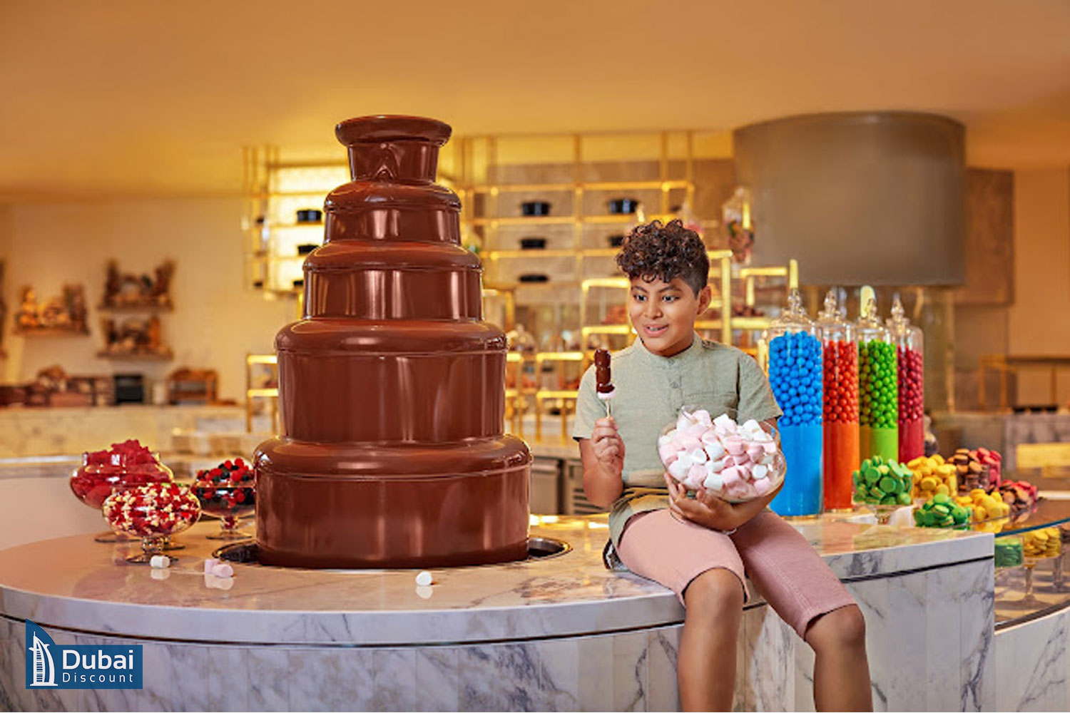 بوفه موضوعی روزانه در رستوران زعفران