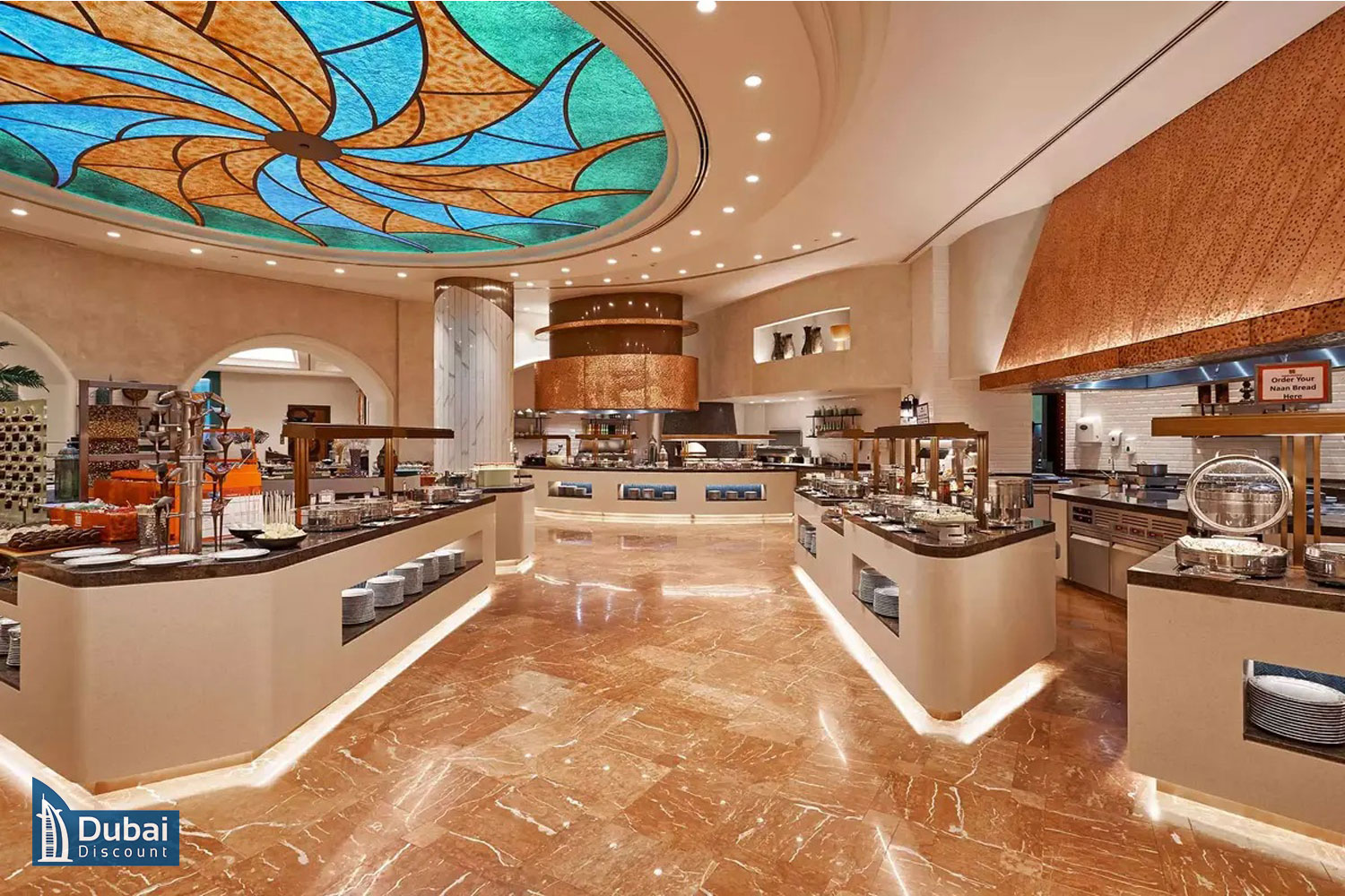 بوفه موضوعی روزانه در رستوران زعفران