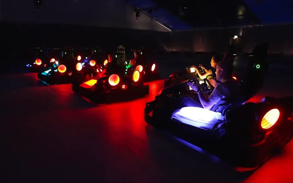 کارتینگ مجازی در دنیای واقعی  Chaos karts