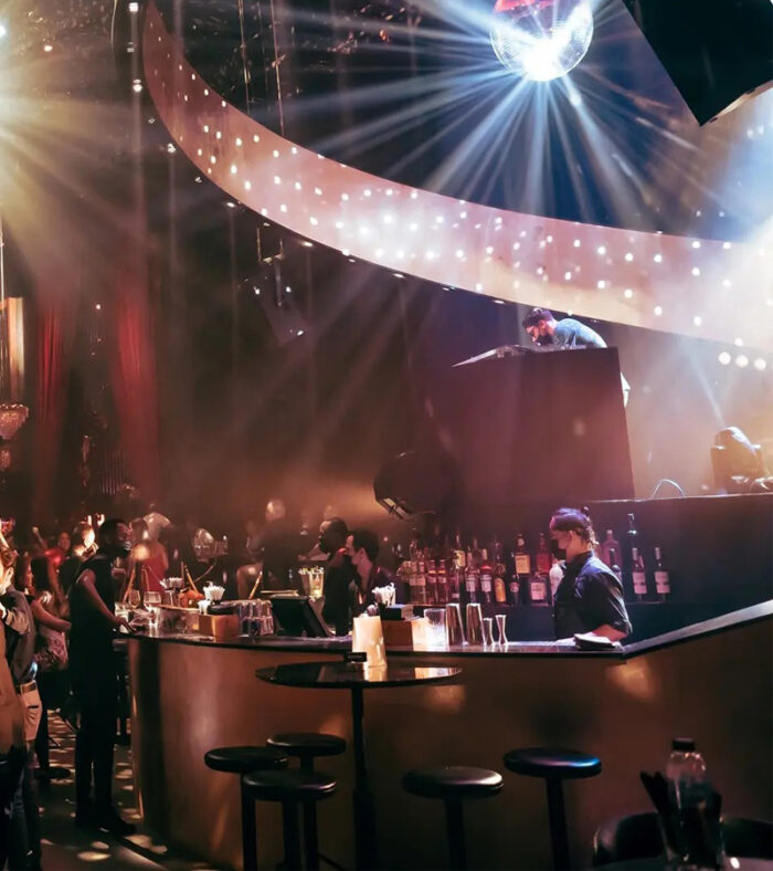 خرید بلیط کلاب ساحلی بلا بلا دبی