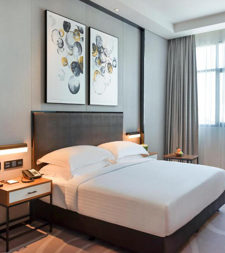 اتاق هتل ایژینا گرند