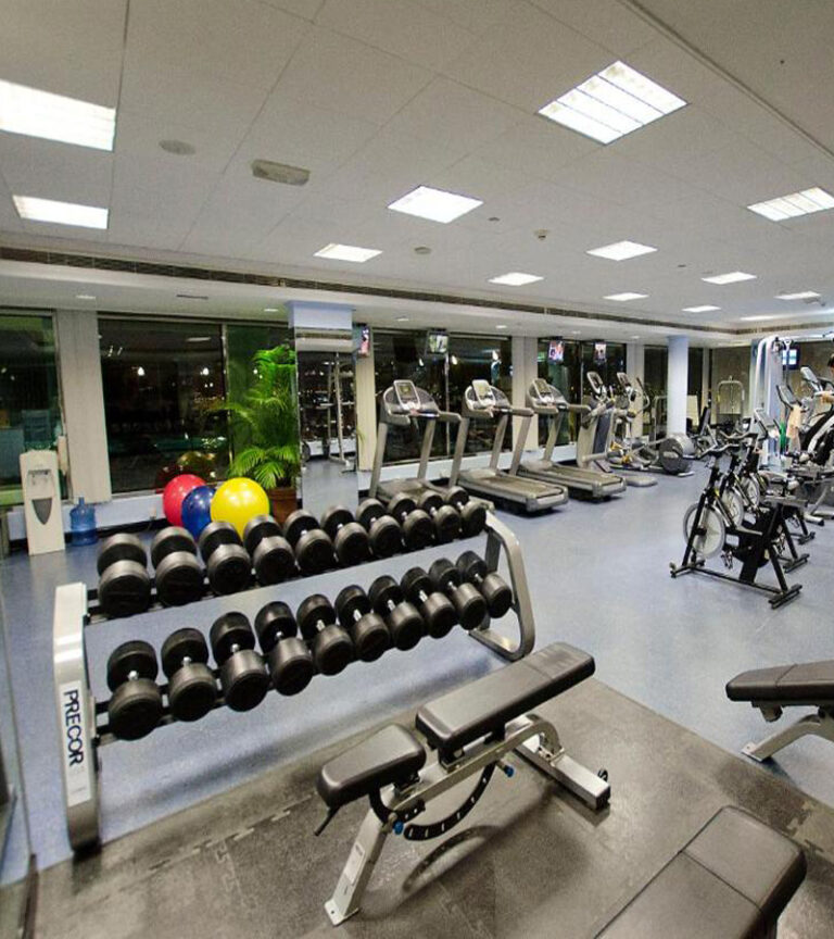 باشگاه هتل تاورز روتانا