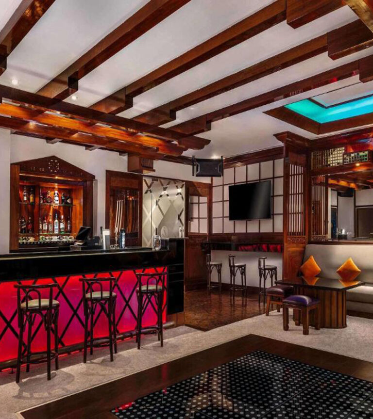 بار هتل حیات ریجنسی