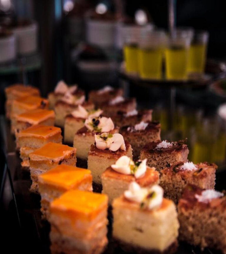 صبحانه هتل رویال کانتیننتال-2