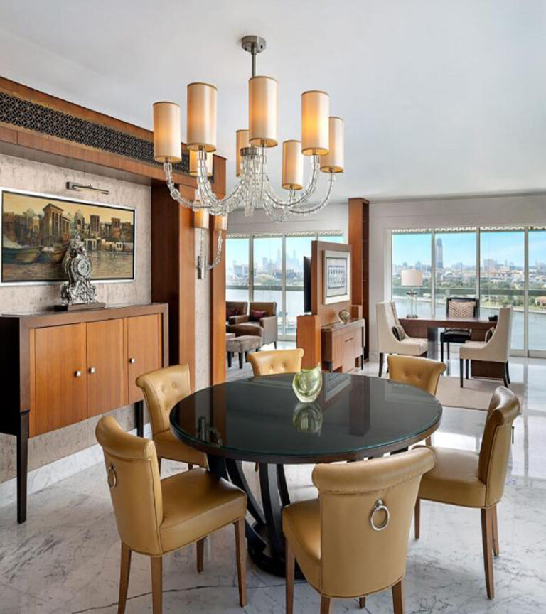 سوئیت هتل شرایتون کریک اند تاورز