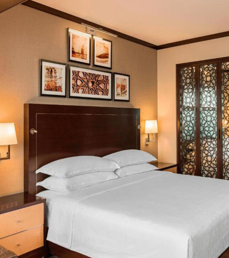 اتاق هتل شرایتون کریک اند تاورز