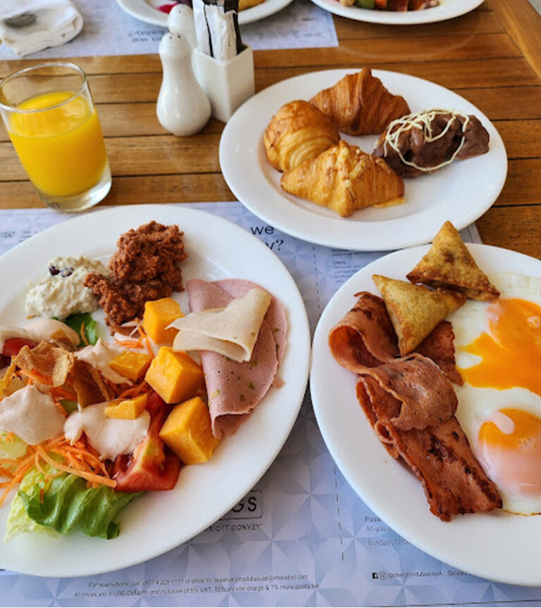 صبحانه هتل شرایتون کریک اند تاورز