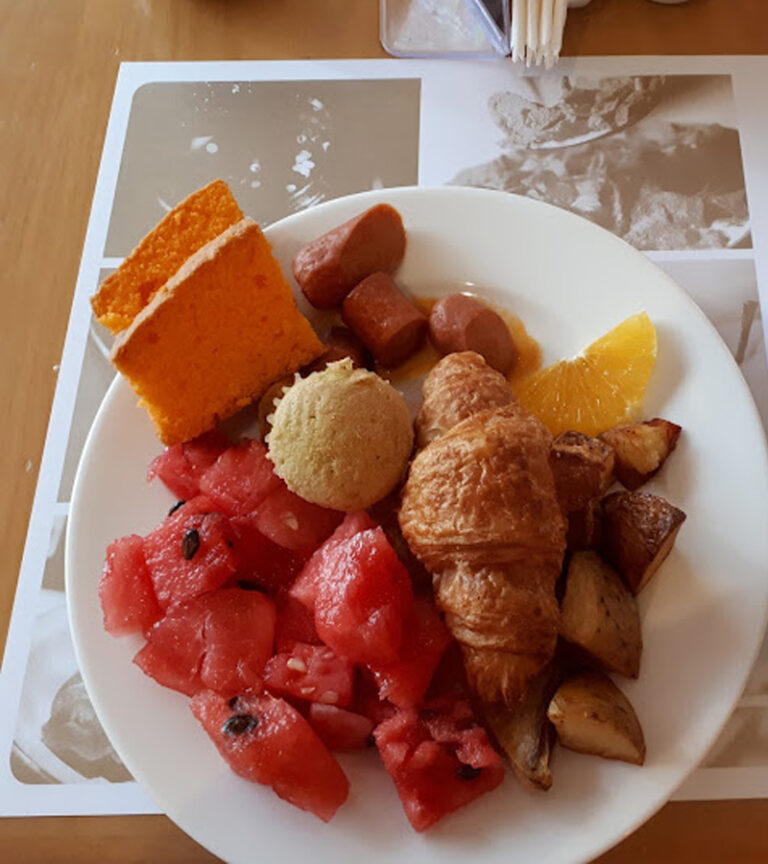 غذای هتل لندمارک پریمیر