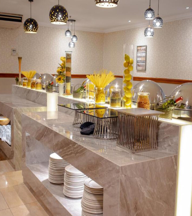 رستوران هتل ویژن ایمپریال