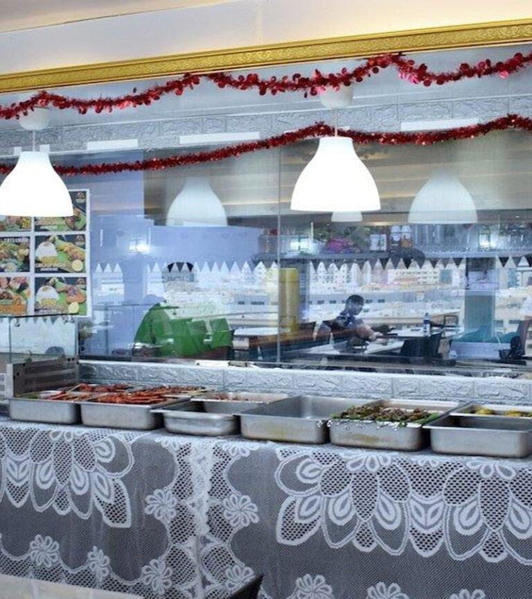 صبحانه هتل کینگز پارک