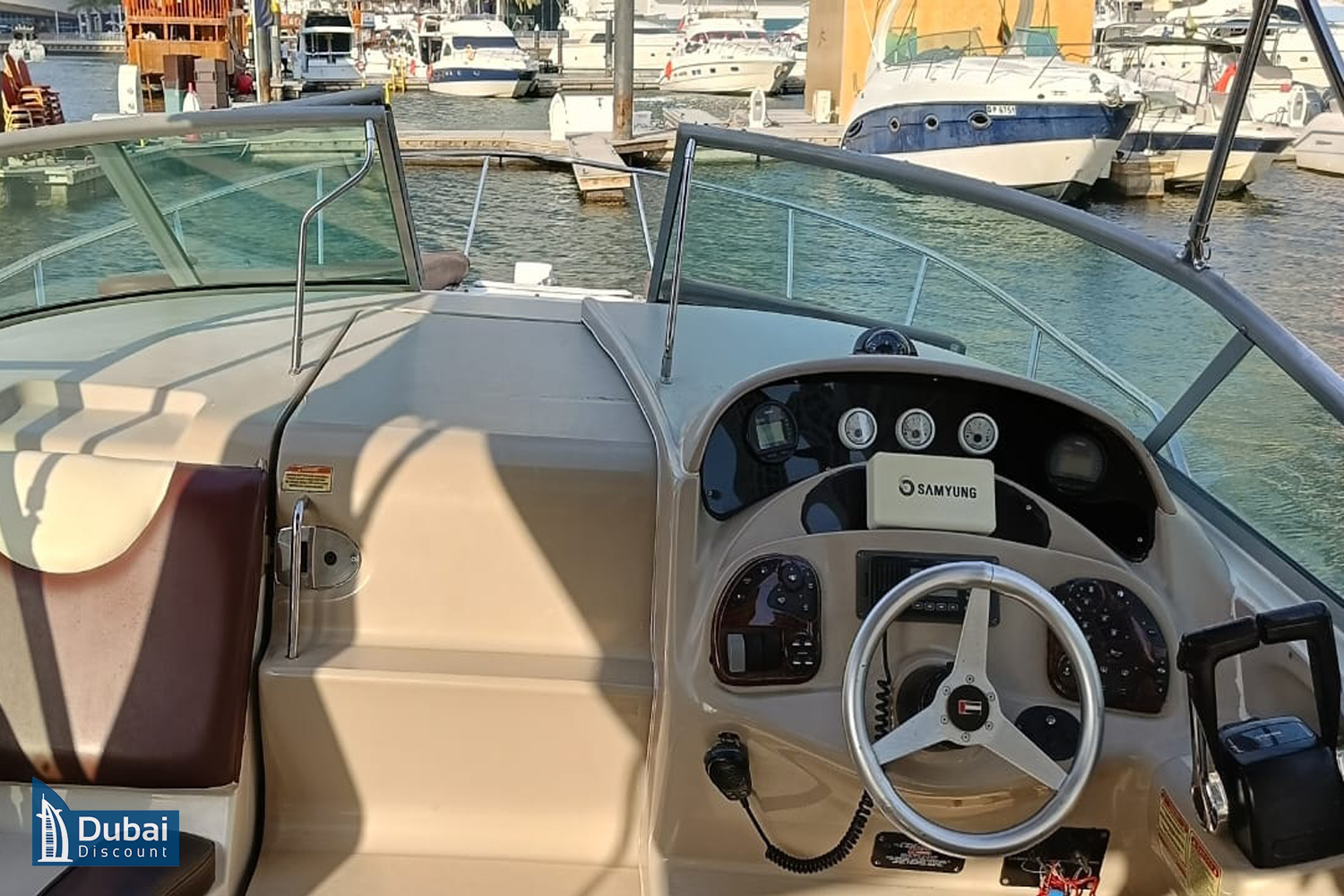 یات تفریحی 28 فوت-1