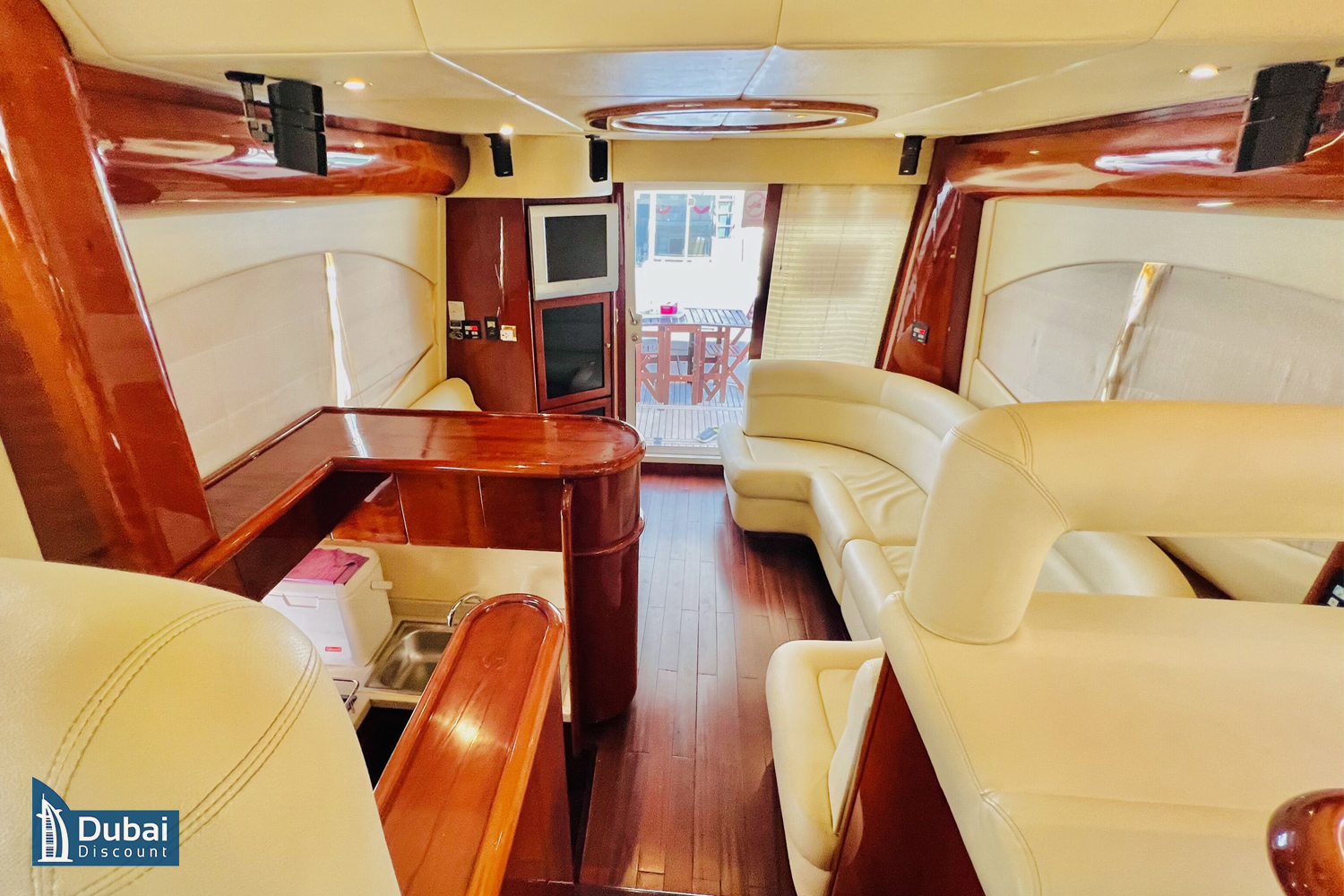 یات خصوصی 55 فوت حداکثر 22 نفر-3