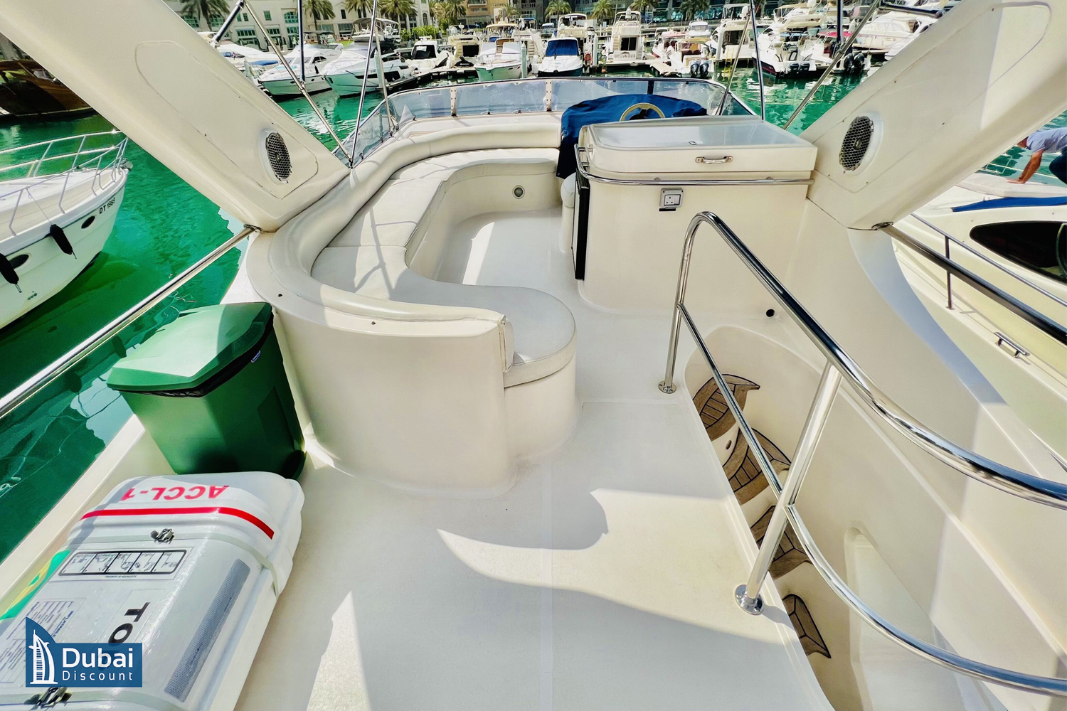 یات خصوصی 55 فوت حداکثر 22 نفر-4