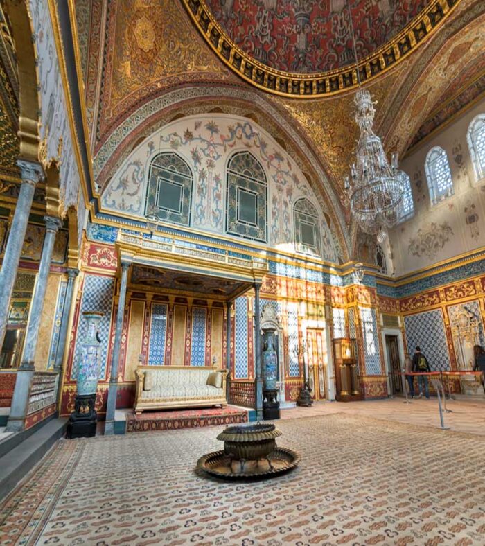 خرید بلیط کاخ توپکاپی و موزه حرم‌سرا استانبول