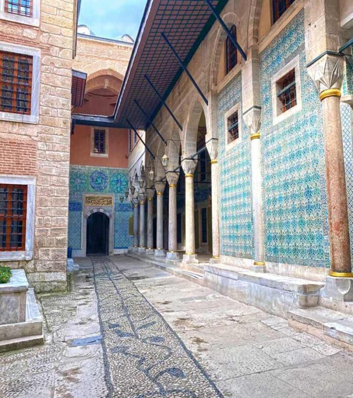 امکانات کاخ توپکاپی و موزه حرم‌سرا استانبول