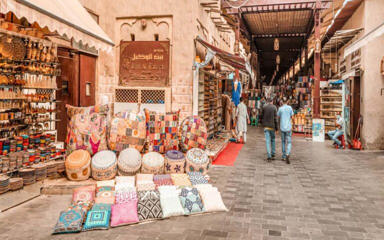 چه چیزهایی از دبی بخریم: بهترین سوغات دبی