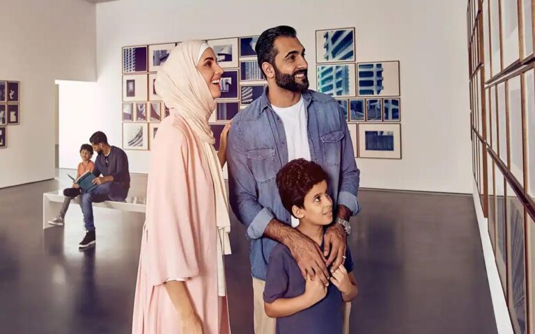 راهنمای جامع گالری‌های هنری دبی برای علاقه‌مندان هنر و فرهنگ